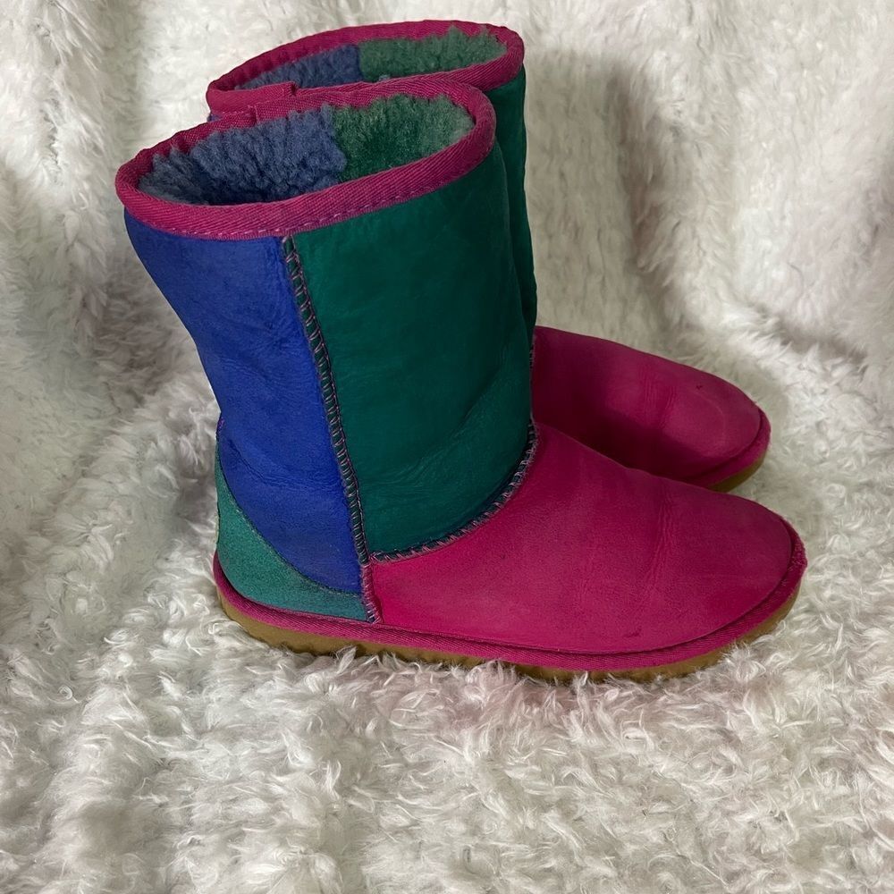 UGG Australia  youth Tri color block hot pink,teal green and purple Size…